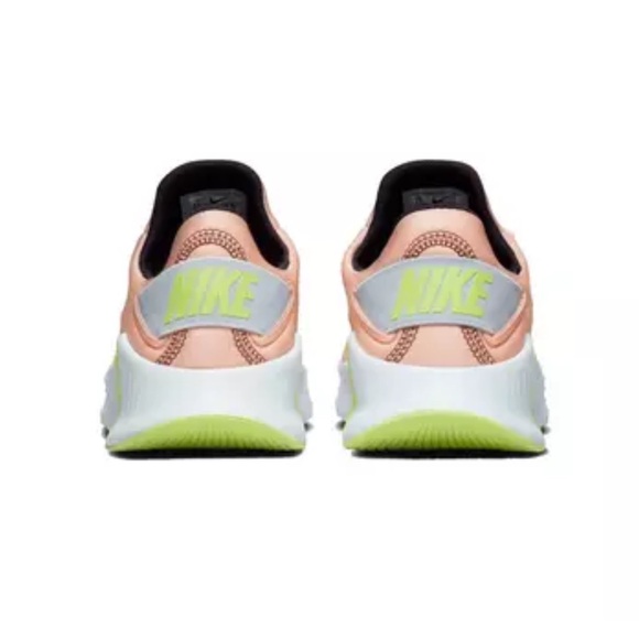 Nike Women’s metcon 4 Athletic Shoes - Picture 5 of 10